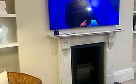 New Flat In Holland Park